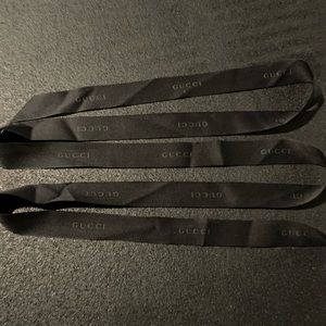 Gucci Ribbon